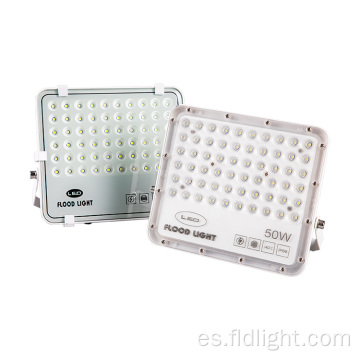 Luz LED de alto brillo con lente de vidrio cuadrada.